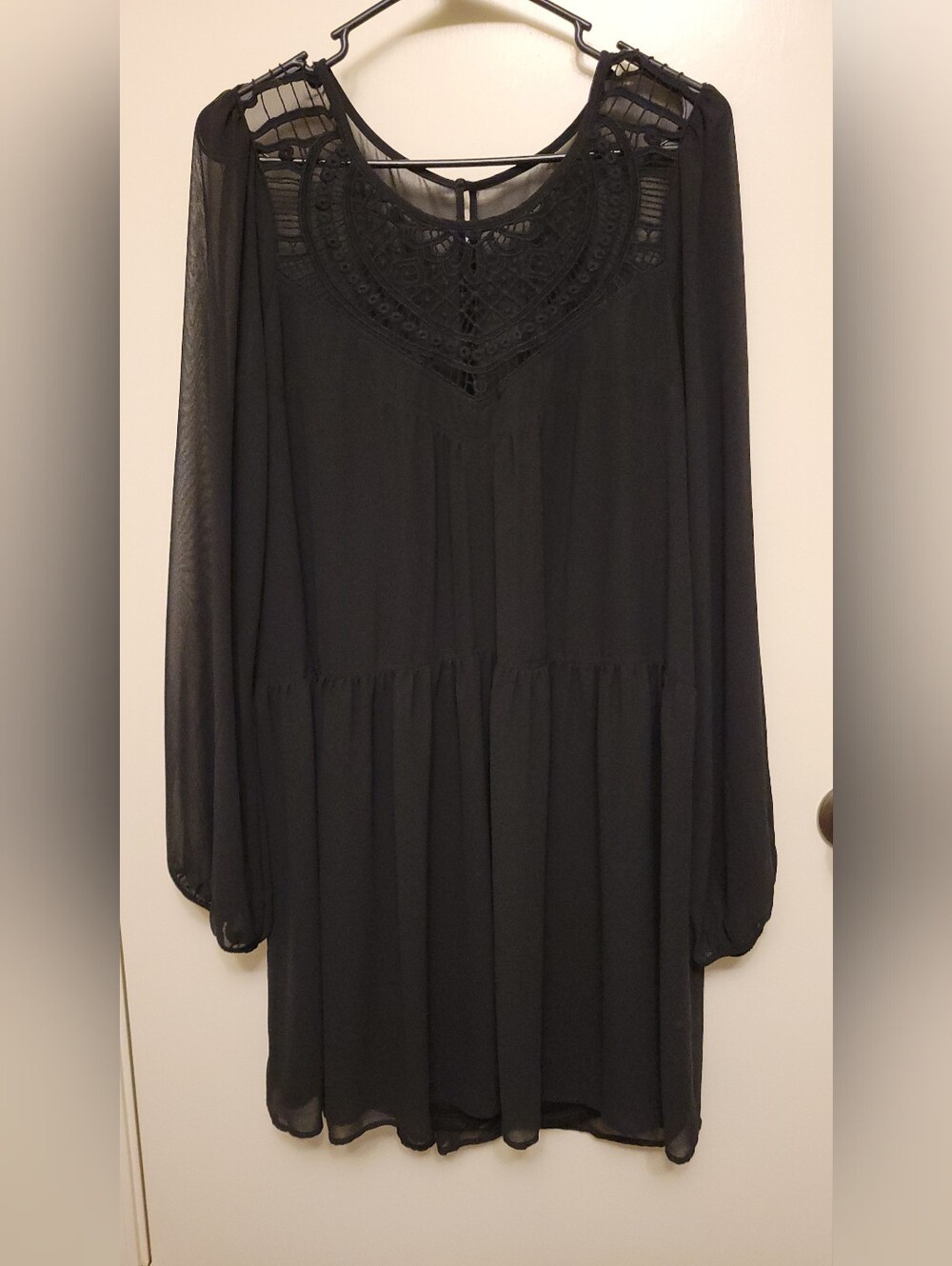 Express Black Lace Long Sleeve Dress